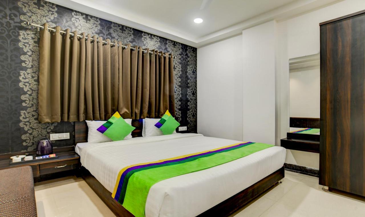Treebo Grand Euro Pipliyahana Square Indore Extérieur photo