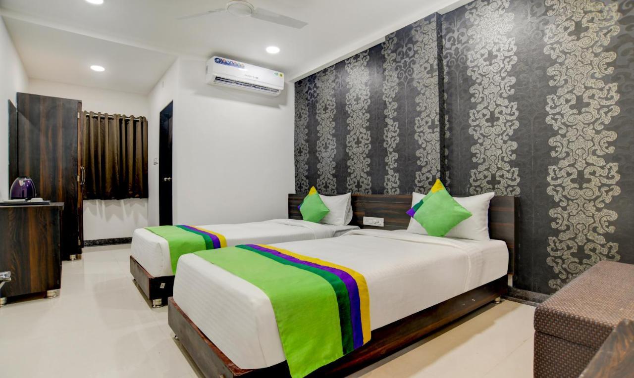 Treebo Grand Euro Pipliyahana Square Indore Extérieur photo